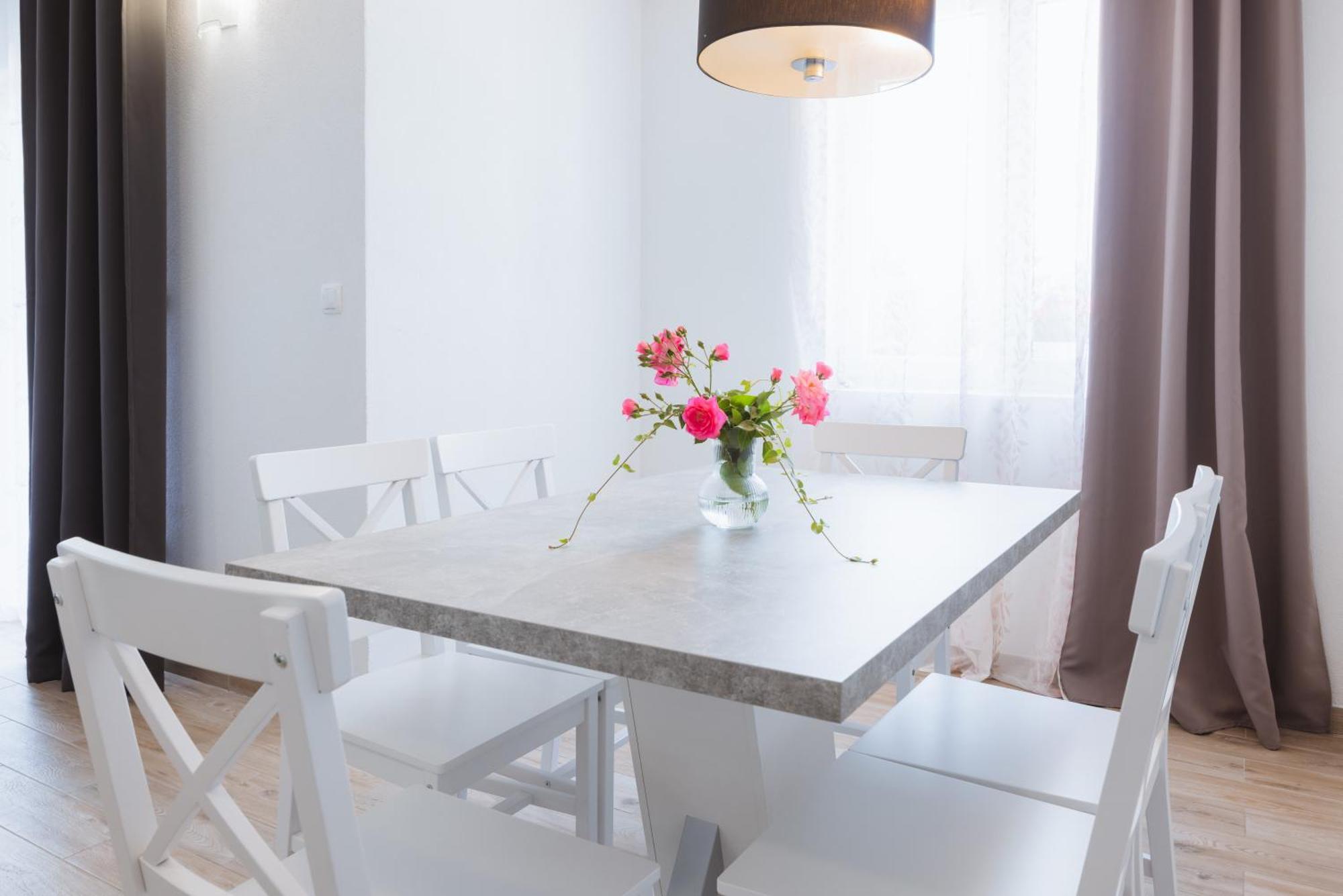 Apartments Marusic Makarska Oda fotoğraf